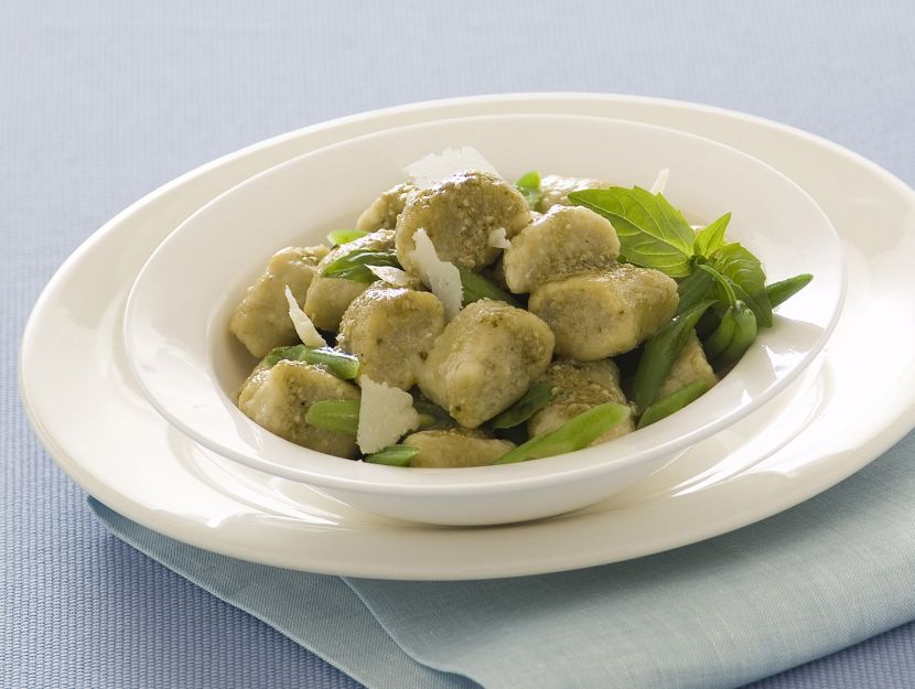 gnocchi-di-ricotta-al-pesto