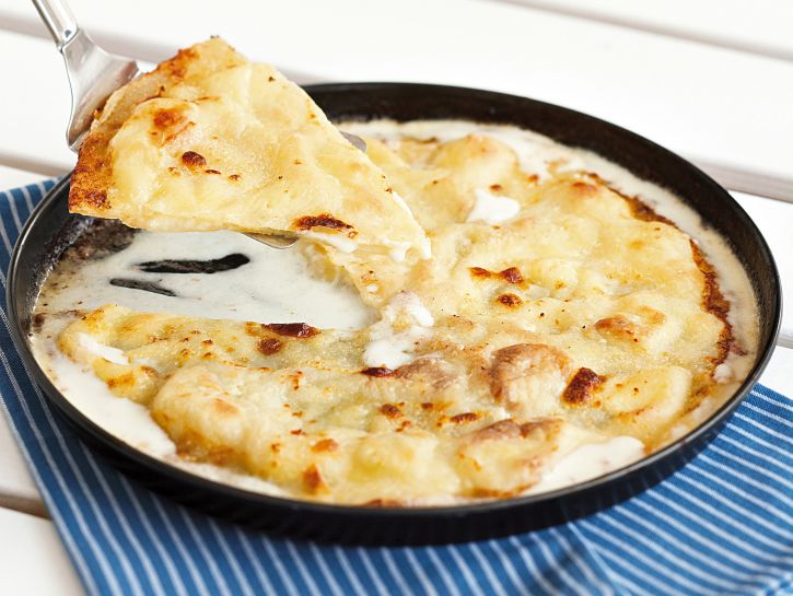 Focaccia di Recco: la ricetta per farla a casa