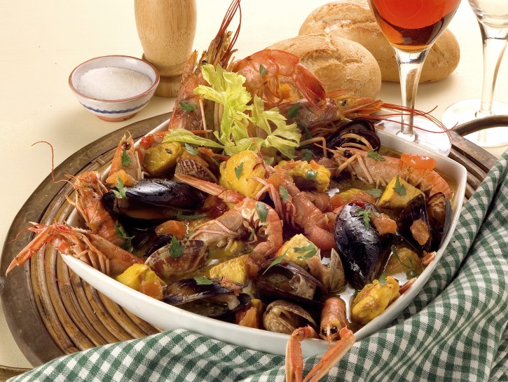 Zuppa di pesce agli aromi