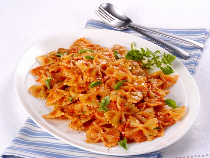 farfalle-con-sugo-frullato