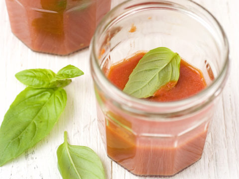 Salsa di pomodoro alle erbe