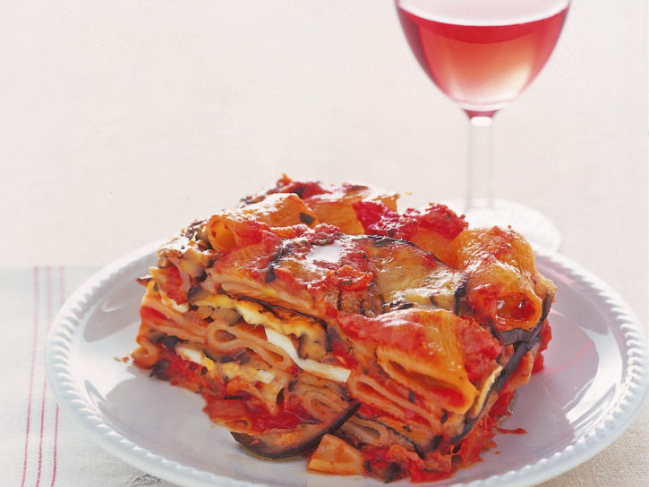 Parmigiana di pasta e melanzane grigliate