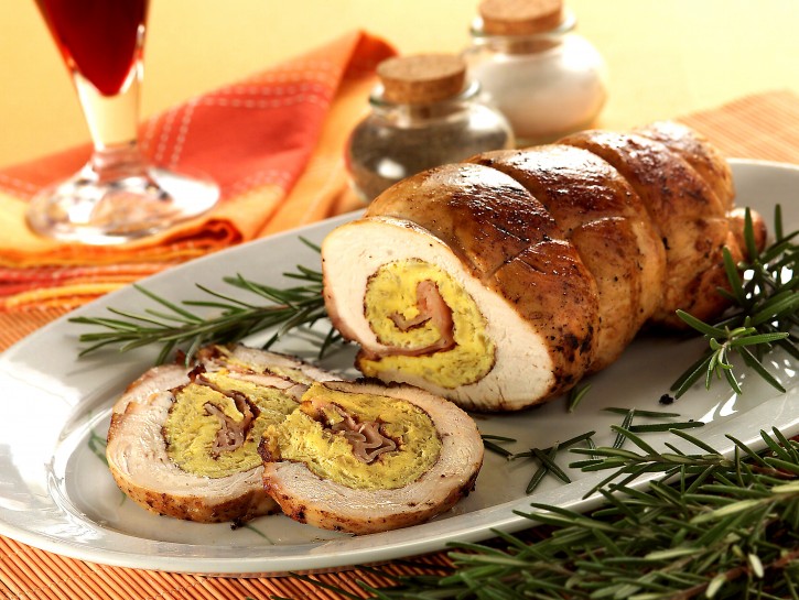 Ricetta Tacchino farcito al prosciutto Donnamoderna