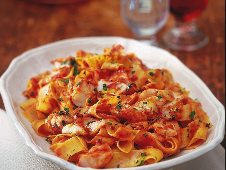 Pappardelle al sugo rosso di baccalà