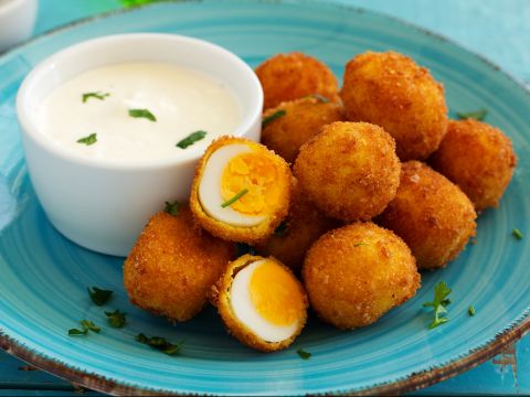 Uova di quaglia fritte
