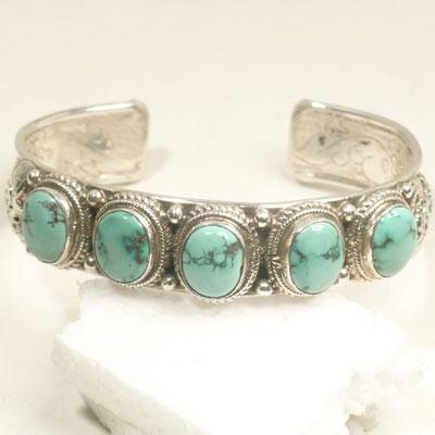 Shopping on line: gioielli e bijoux