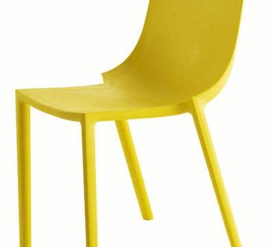 La sedia colorata