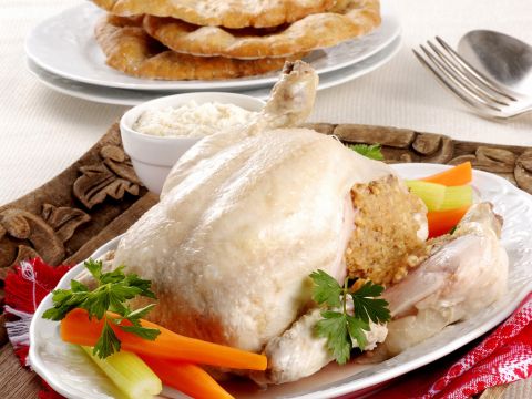 Pollo ripieno con pinoli e noci