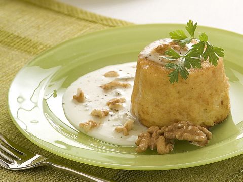Sformatini di sedano rapa con salsa al gorgonzola