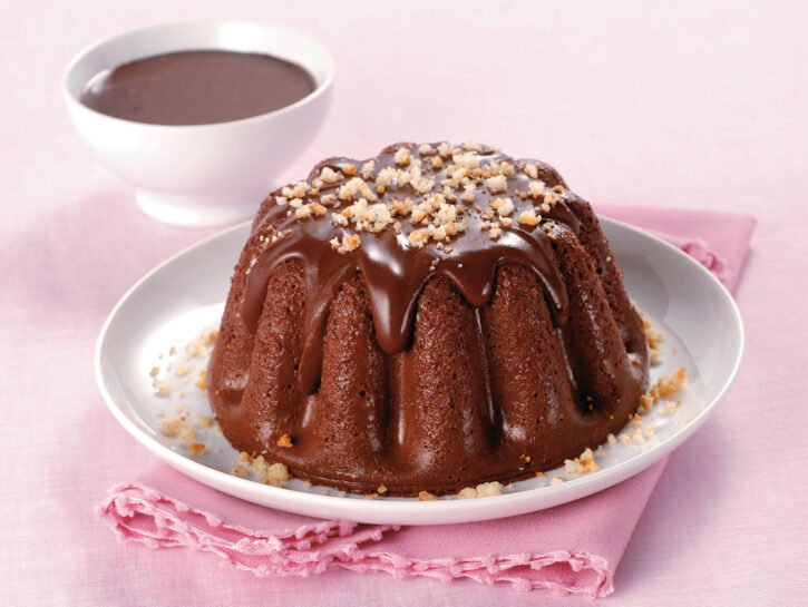 Budino con amaretti e uova di cioccolato