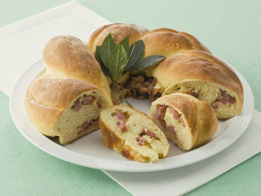 ciambella-rustica-di-patate-al-salame