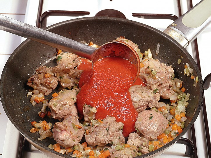 Ricetta Spezzatino di capretto in crosta - Donna Moderna