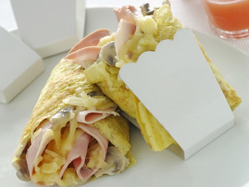 Crepes con prosciutto, funghi e formaggio