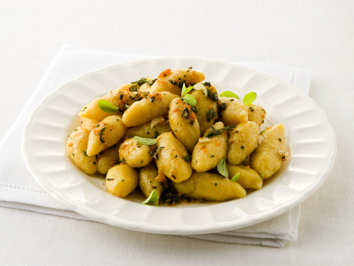 Gnocchi di pane con grana e zafferano