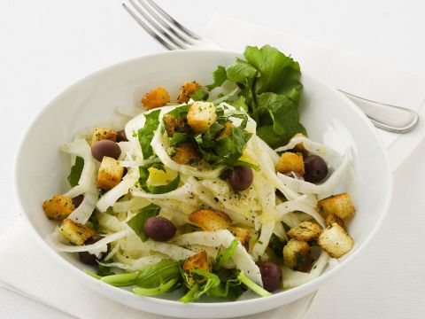 Finocchi con crostini e rucola