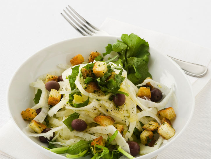 Finocchi con crostini e rucola
