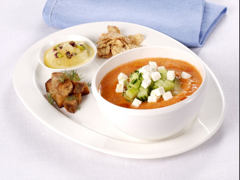 gazpacho-con-feta-e-cetriolo