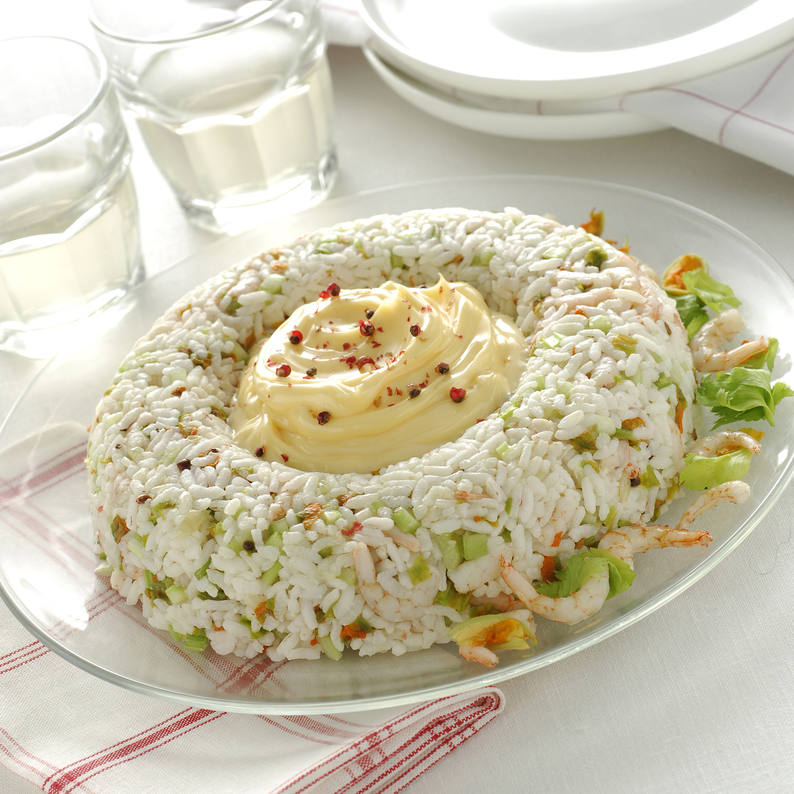Ricetta Ciambella di riso con gamberi e maionese - Donna ...