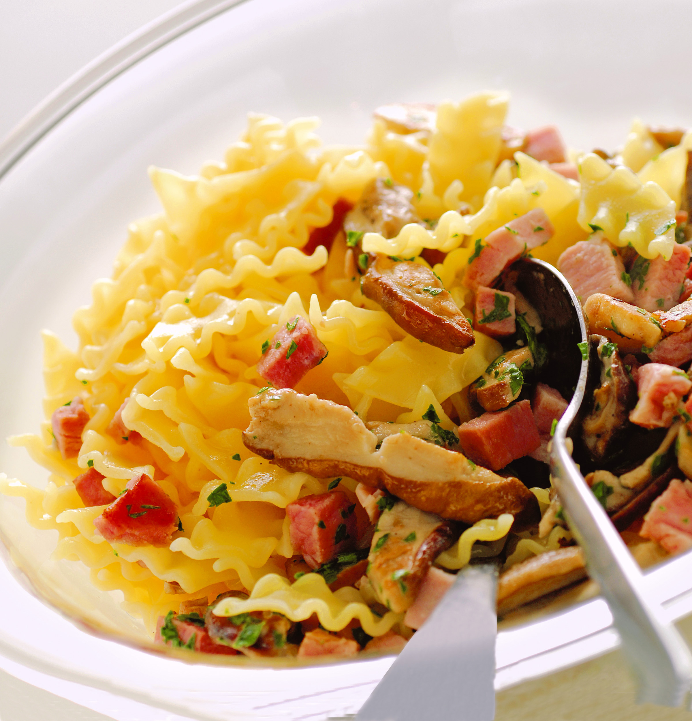 Ricetta gratin al prosciutto e funghi Donnamoderna