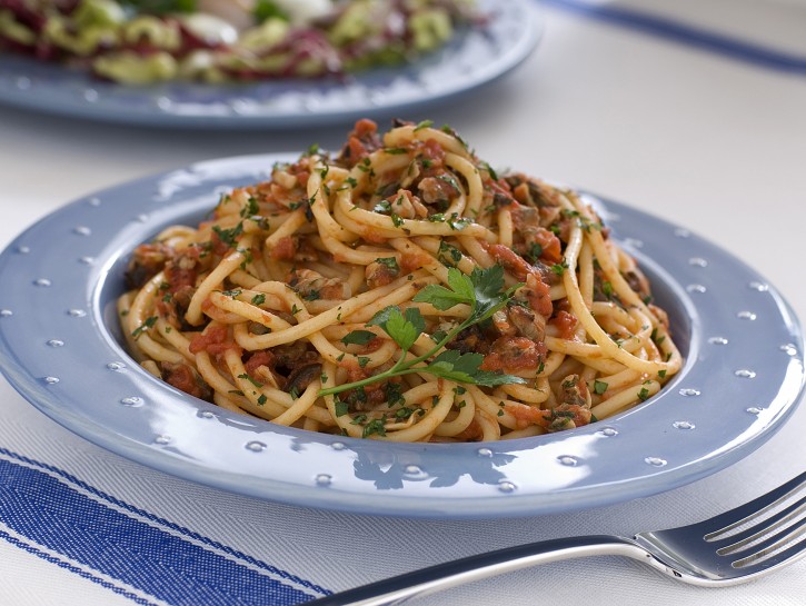 Spaghetti al ragù di vongole