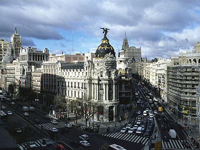 Glam, eccentrica, hi tech. Ecco la nuova Madrid