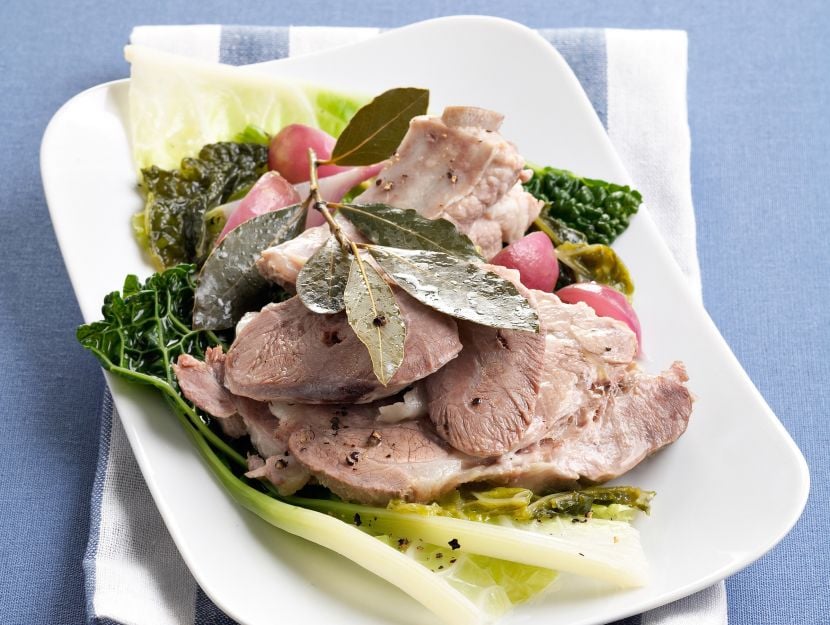 bollito-misto-di-maiale-con-le-rape