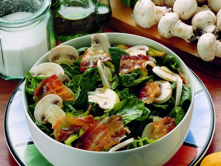 Ricetta Insalata di spinaci e funghi - Donna Moderna