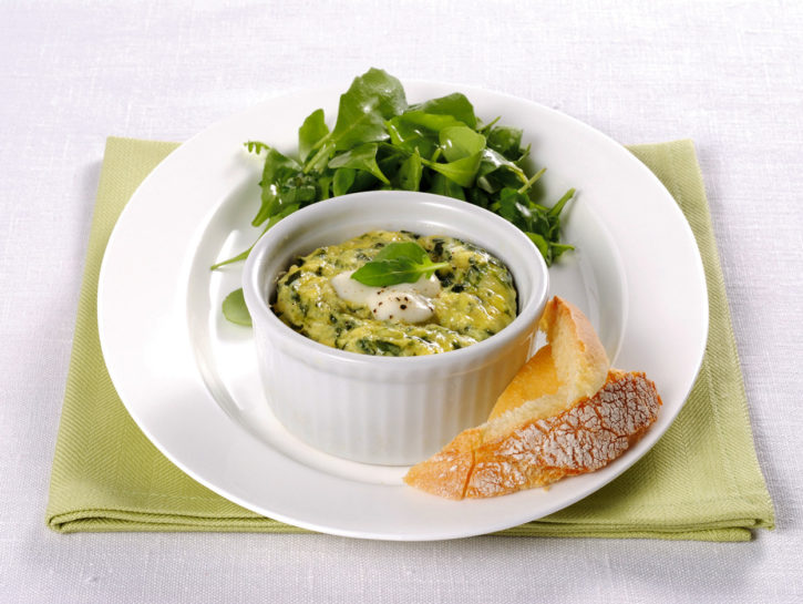 Flan di uovo al verde con mozzarella