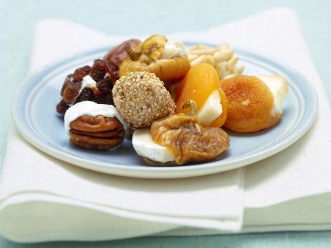 Bocconcini di frutta secca al formaggio