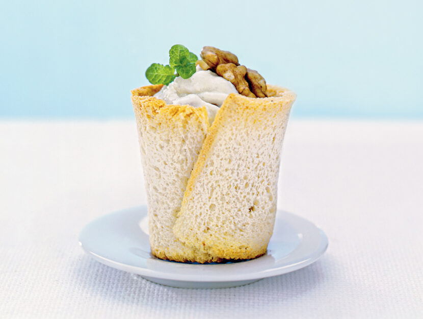 Cestini alla mousse di formaggio e noci