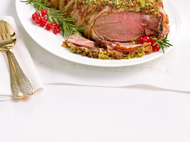 Cosciotto di agnello al lardo