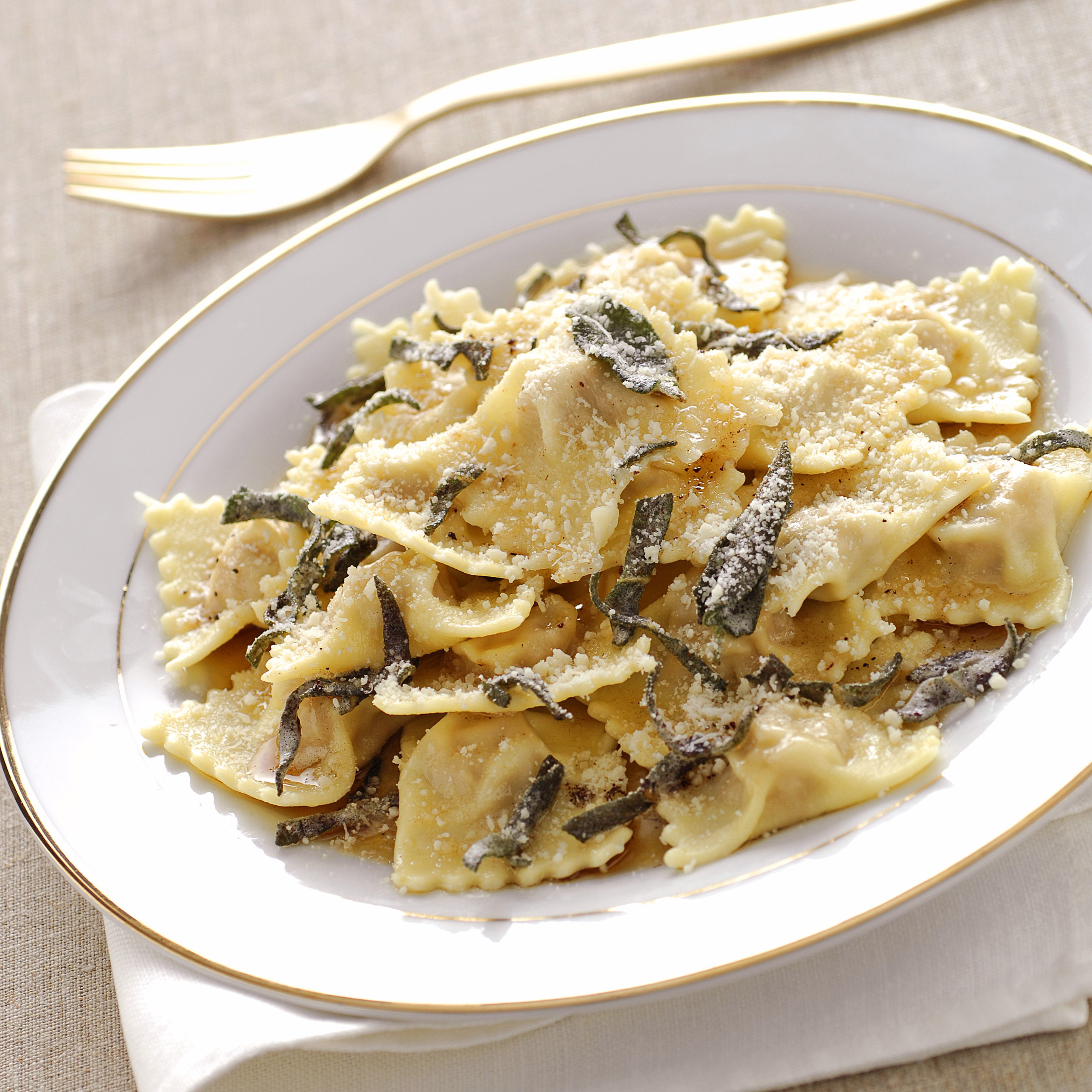 Ricetta Ravioli Di Carne Al Burro E Salvia Donna Moderna