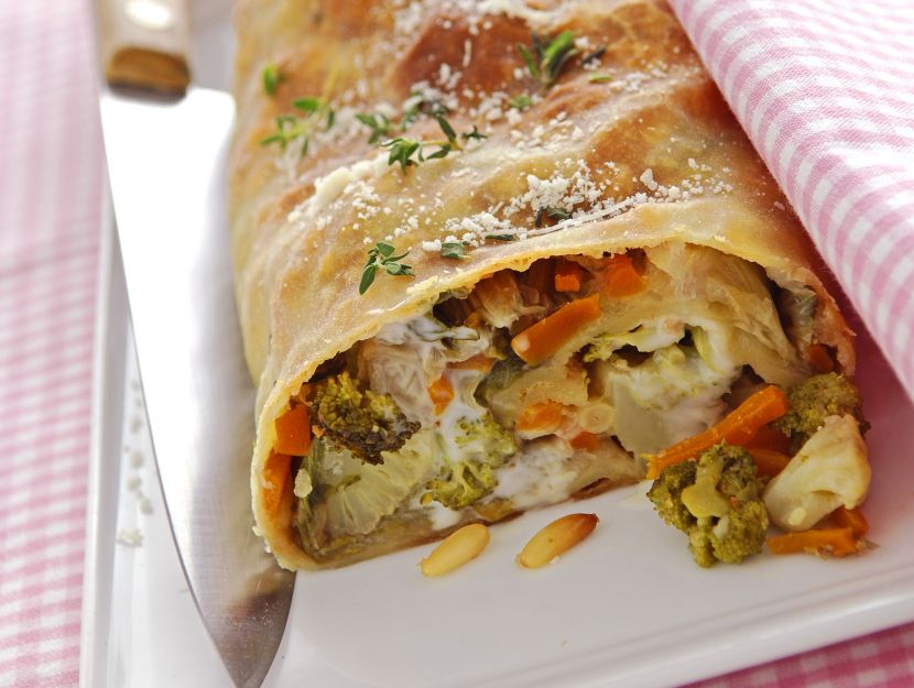 strudel-di-verdure-ai-pinoli immagine