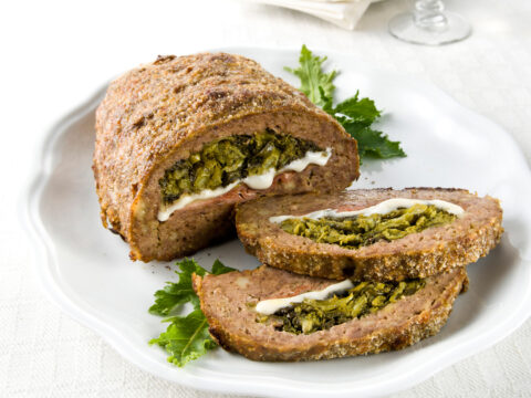 Polpettone con i friarielli o le cime di rapa