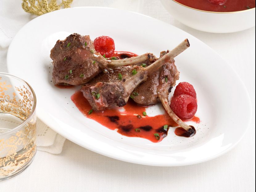 costolette-di-agnello-con-salsa-di-lamponi-e-balsamico