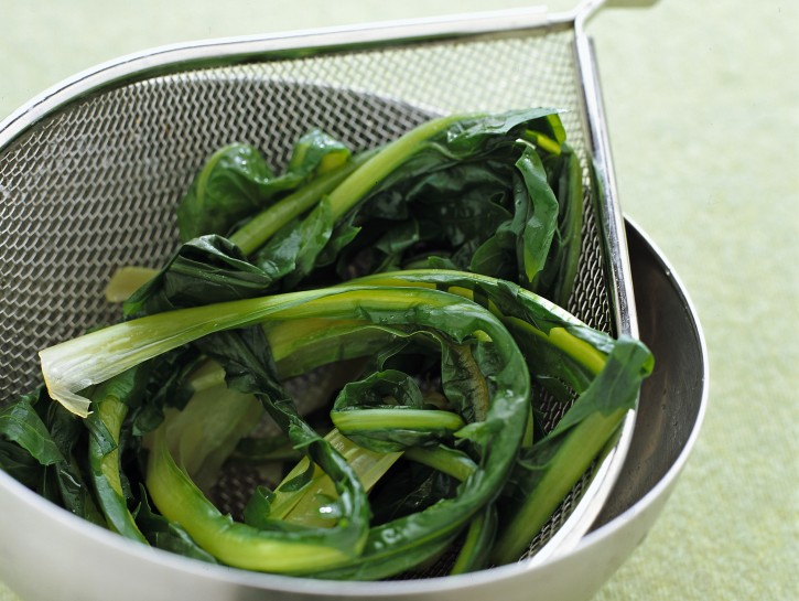 Insalata di catalogna con patate e cipolle