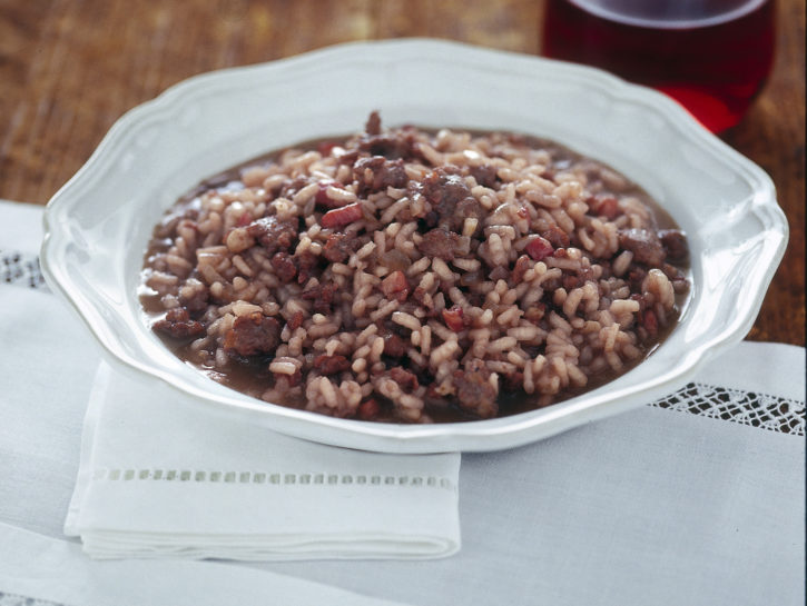 Risotto al vino rosso e salamelle