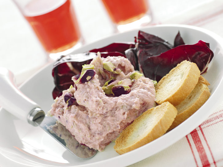 Spuma di mortadella con radicchio