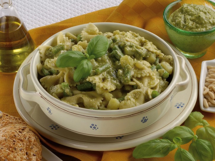Farfalle al pesto genovese