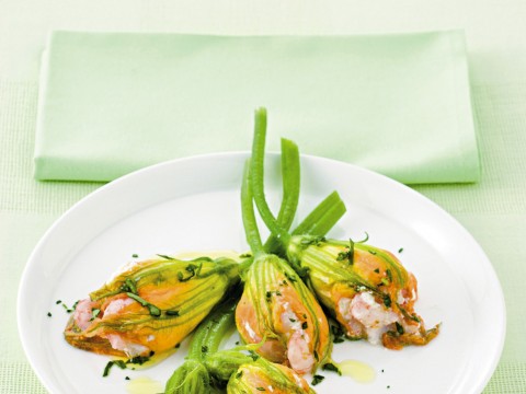 Fiori di zucca farciti con ricotta e gamberetti
