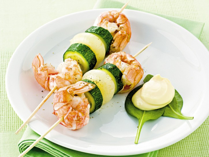 Spiedini di scampi e zucchine: ricetta light