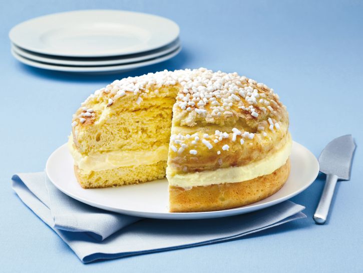 torta-alla-crema-di-saint-tropez preparazione