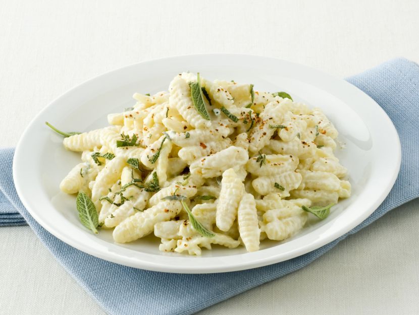 gnocchi-sardi-con-crema-alla-salvia