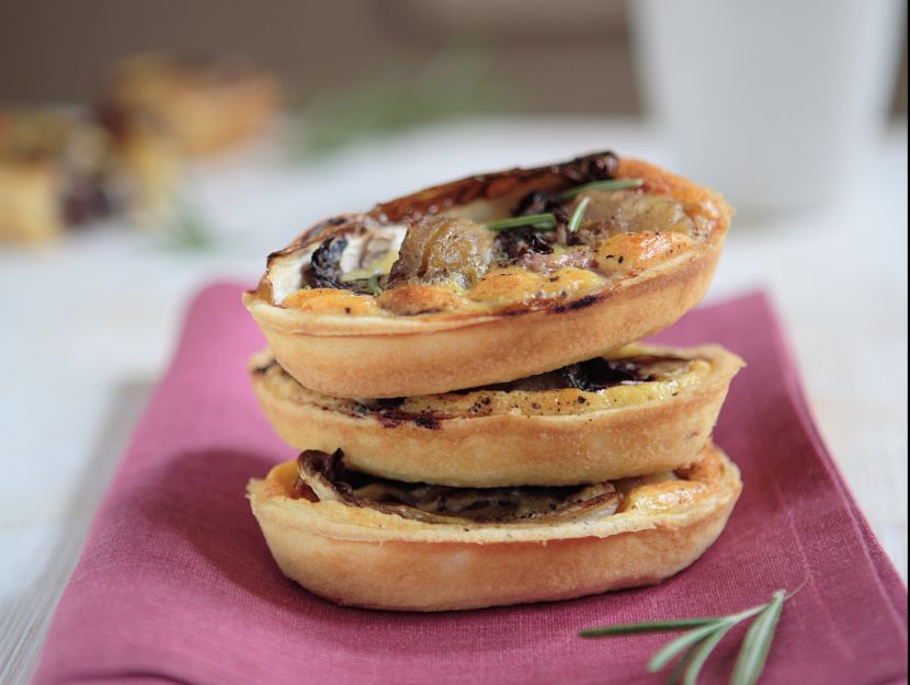 piccole-quiche-di-radicchio-rosso-alle-castagne