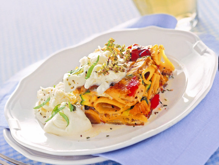 Pasta con verdure grigliate e burrata