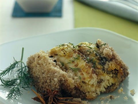 Ombrina in crosta di sale alle spezie