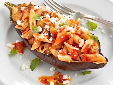 Pasta alla Norma nella melanzana