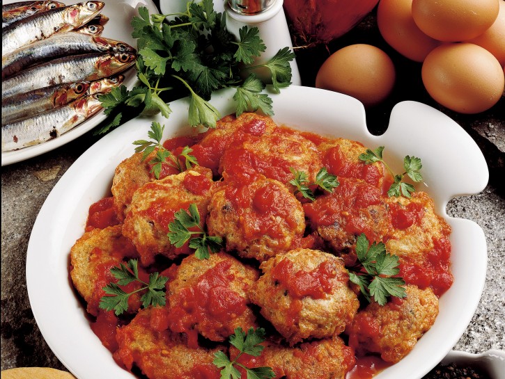 Polpettine di acciughe al pomodoro