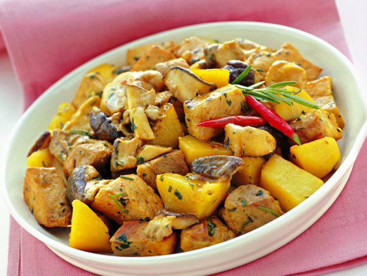 Spezzatino di maiale alla silana con funghi e patate