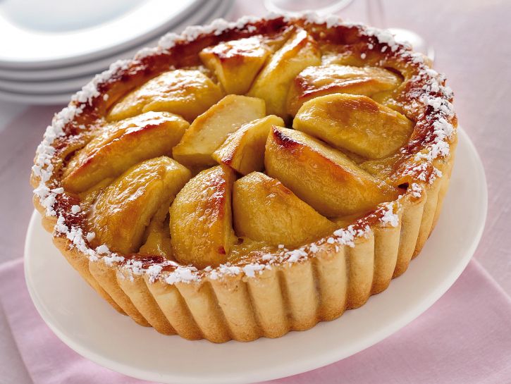 Crostata con due mele alla panna